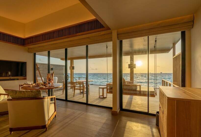 استراحتگاه Kuda Villingili Maldives