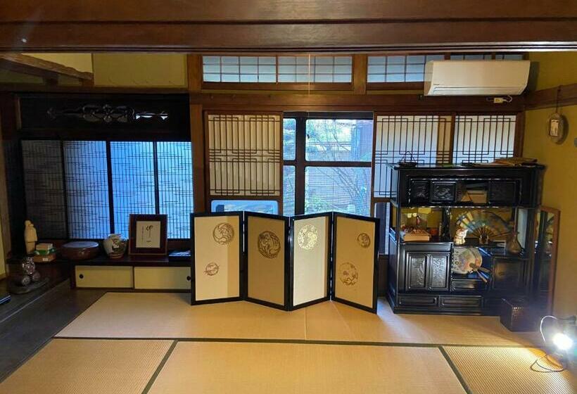 Pensionat 古民家ゲストハウス穏