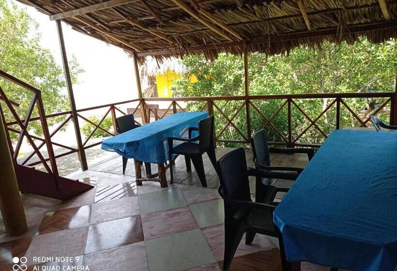 پانسیون Hostal Belleza Tropical