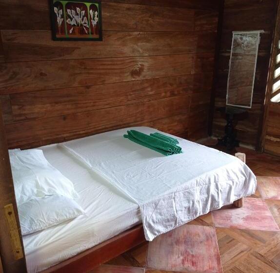 پانسیون Hostal Belleza Tropical
