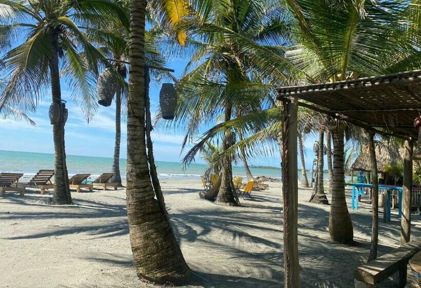 پانسیون Playa Jaguar   Beach Club