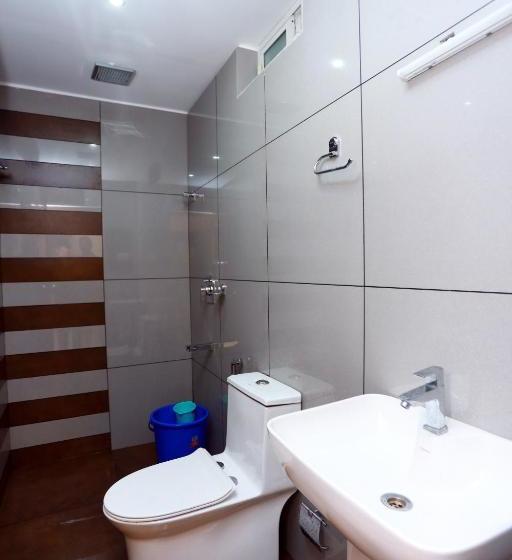 ホテル Candle Wood Munnar