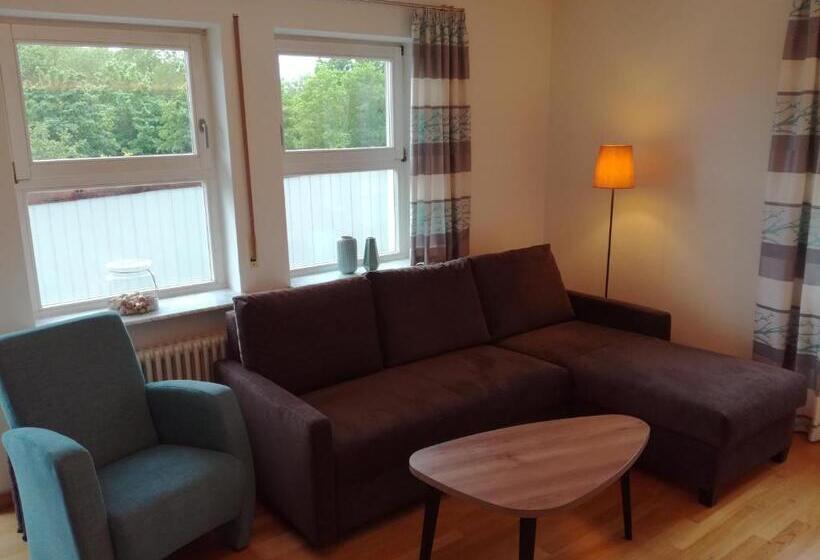 Lindner's Apartment