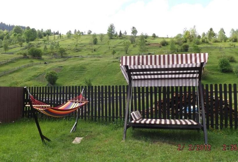 ペンション файна хата