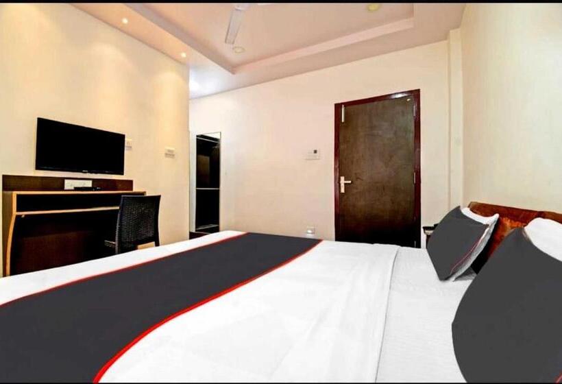 هتل Collection O Megha Resort