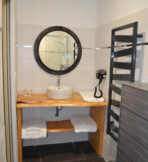 ホテル Logis Auberge De Pont Calleck