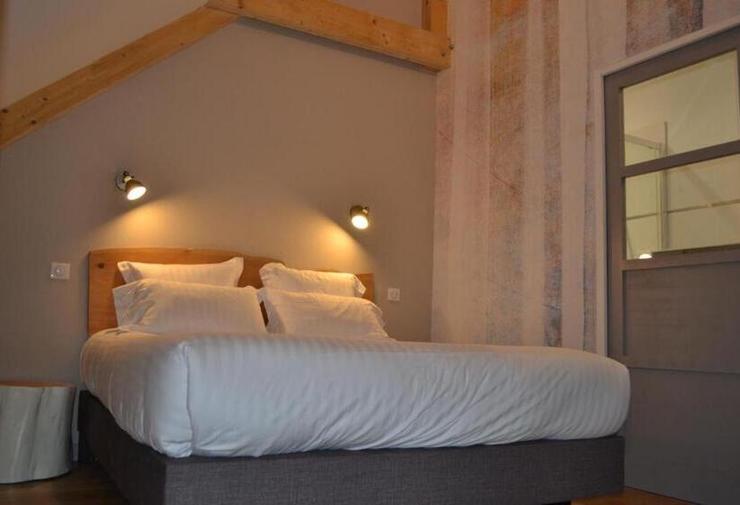 ホテル Logis Auberge De Pont Calleck