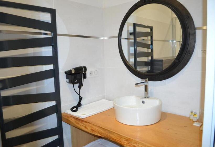 ホテル Logis Auberge De Pont Calleck