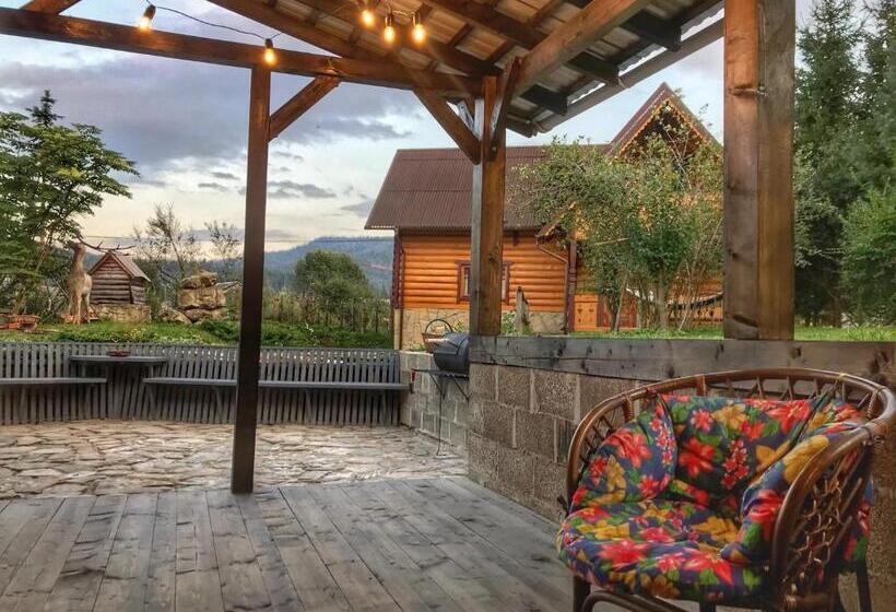 بنسيون Solomia