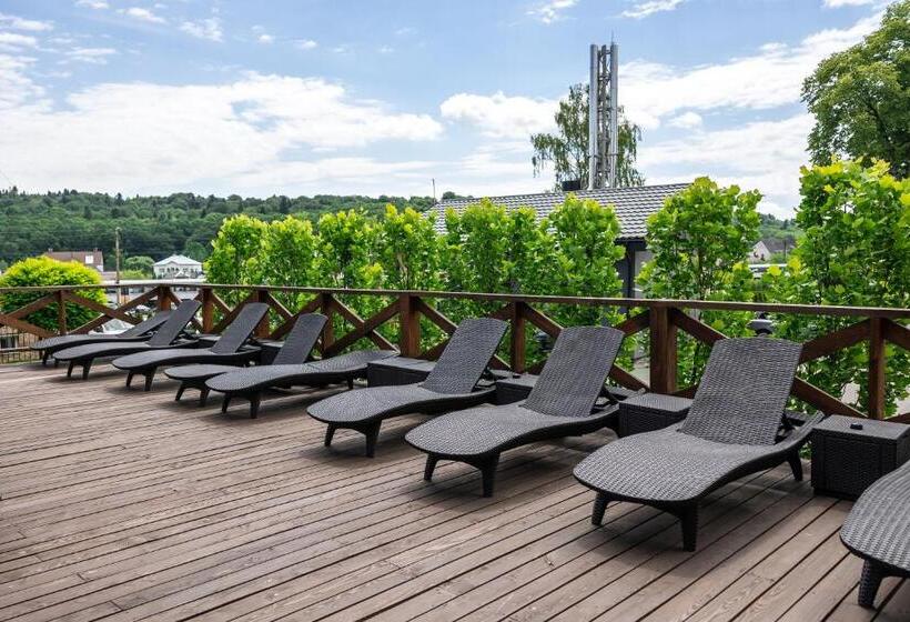 Resort святий шарбель