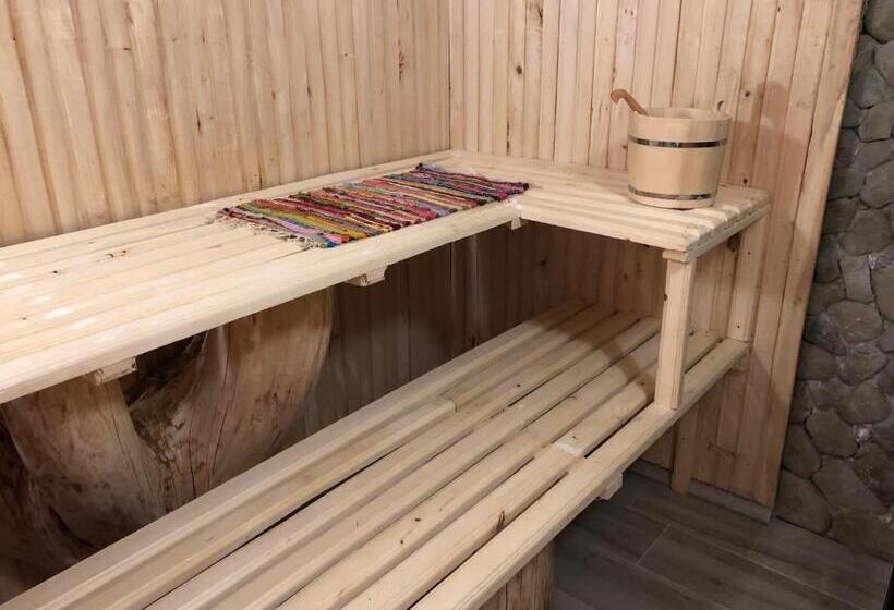 Albergue гуцульська хата
