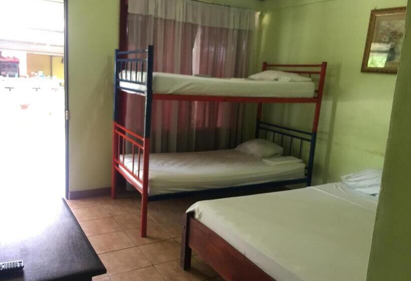 הוסטל Cabinas Brisas Del Golfo