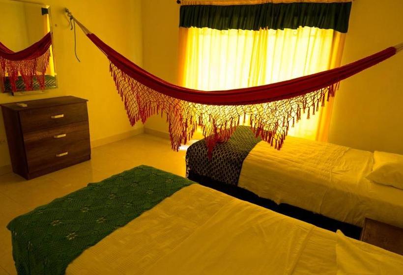 הוסטל Hostal Cultural El Telar