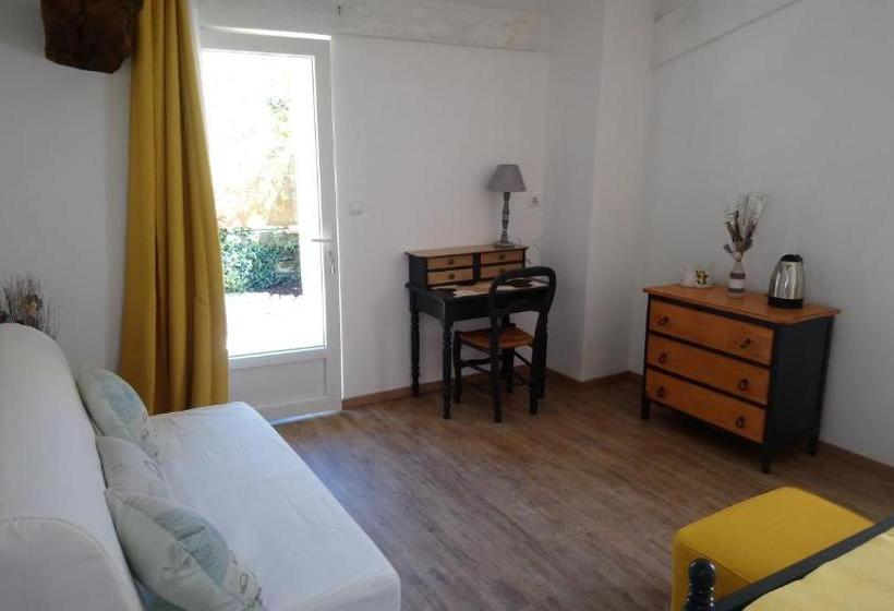 مبيت وإفطار Chambres D'hôtes Du Domaine De Lansac