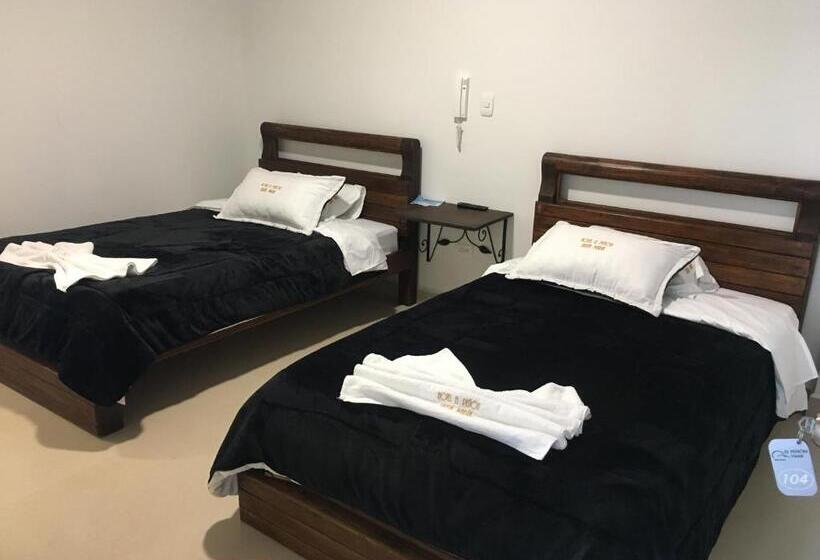 בית מלון כפרי El Peñón