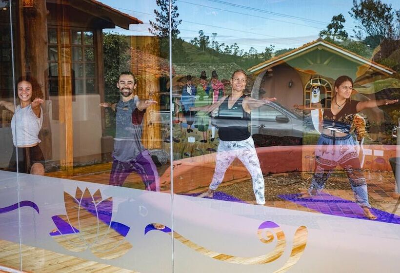 בית מלון כפרי Llullu Llama Mountain Lodge