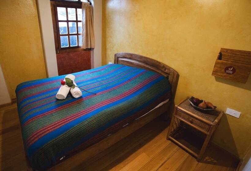 בית מלון כפרי Llullu Llama Mountain Lodge