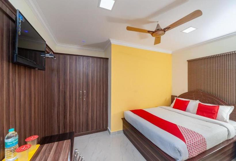 فندق Oyo 27038 Anandha Rooms