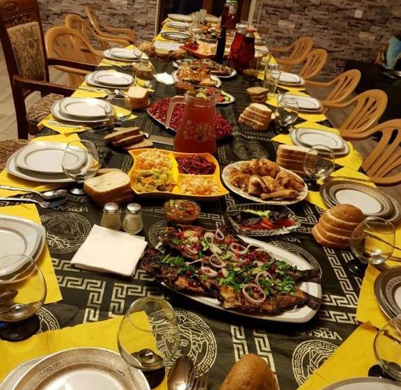 بنسيون Baku Black Mountain Guest House