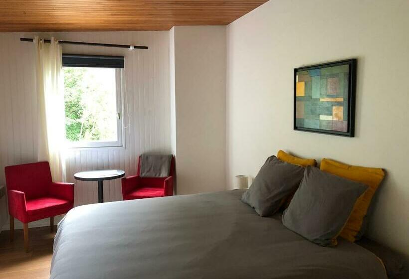 膳宿费 Merlin Les Pieds Dans L Eau