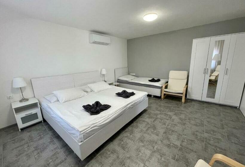 Пансион Penzion Apartmány Adamčík