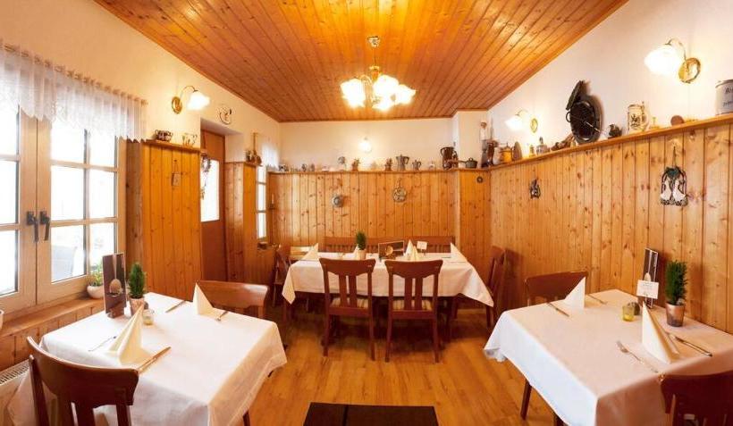 ユースホステル Gasthaus Zur Linde