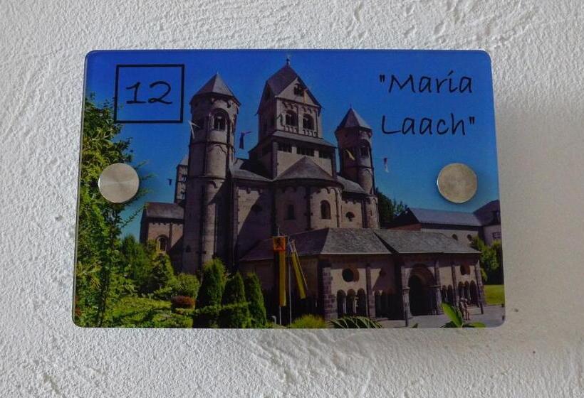 ベッドアンドブレックファースト Gästehaus Am Hochsimmer