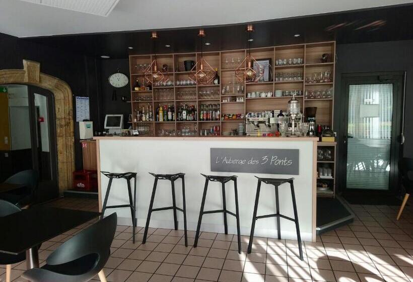 בית מלון כפרי L Auberge Des 3 Ponts