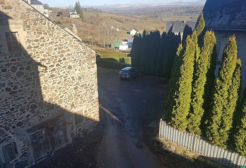 Отель Auberge Le Cheylet