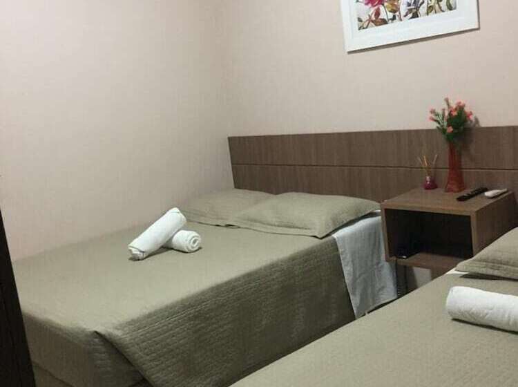 בית מלון כפרי Caroline