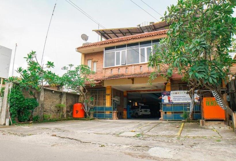 هتل Horton By My Hospitality