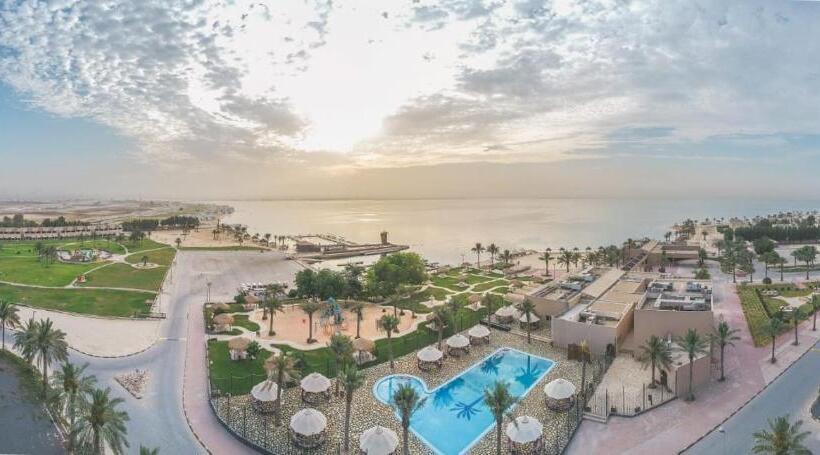 Palm Beach Resort