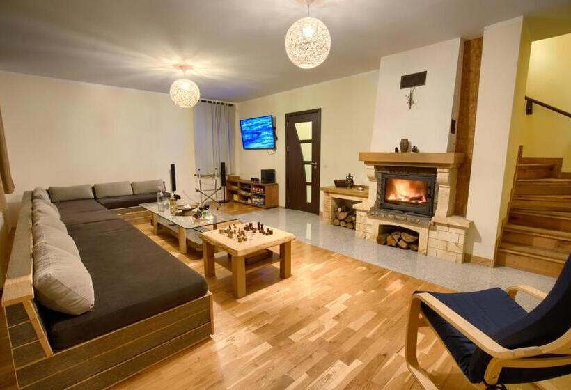 Пансион Guest House Villa Bozhenitsa