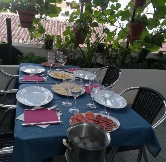 پانسیون Hostal Soledao