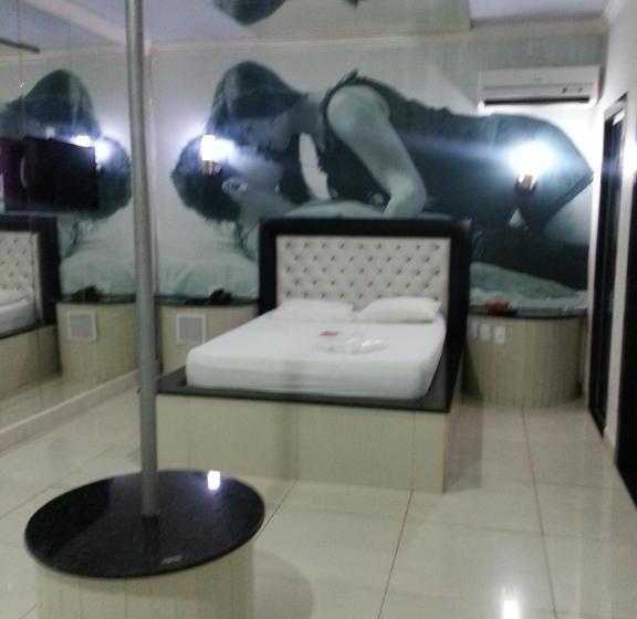 Shopping Motel Santa Maria Do Pará