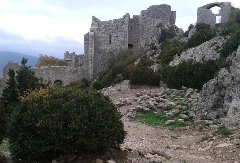 ベッドアンドブレックファースト Au Paradis Cathare