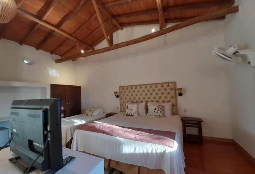 هتل Santos De Piedra Barichara