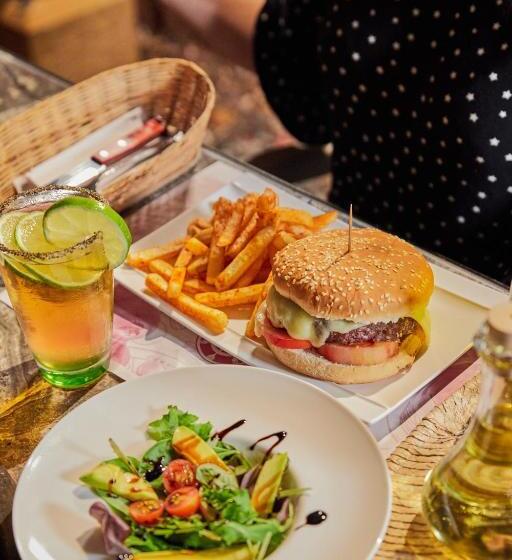 هتل Santos De Piedra Barichara