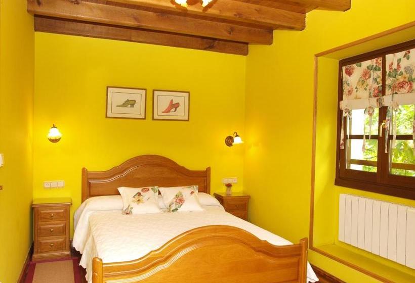 Pensão Hostal Rural Onbordi