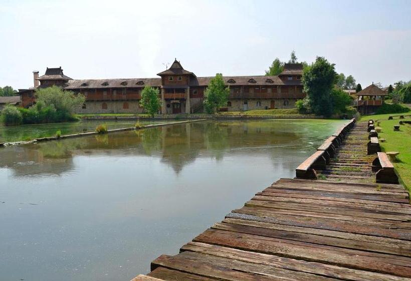 Пансион Resort Svět