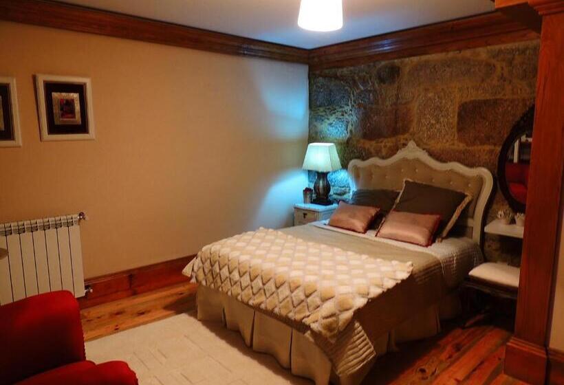 فندق Casa De Chouselas