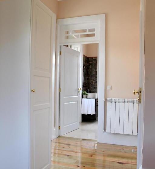 فندق Casa De Chouselas