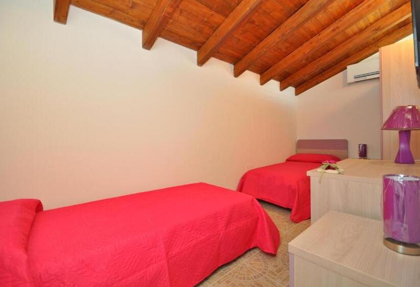 بنسيون Palazzo Vaglio