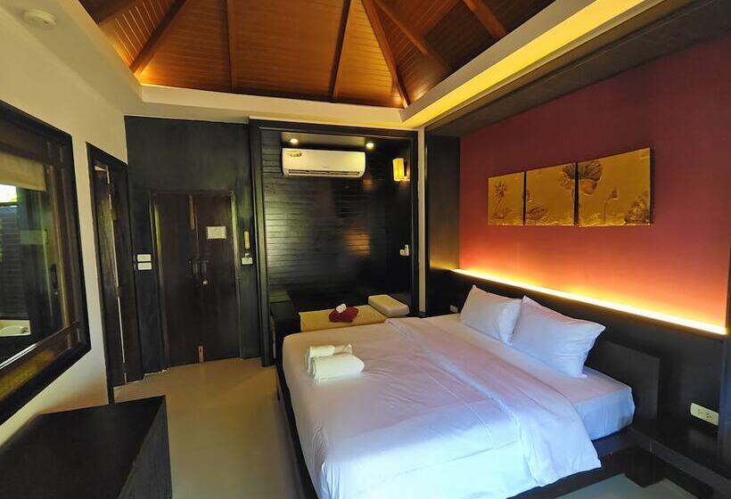 استراحتگاه Bhundhari Residence Koh Samui