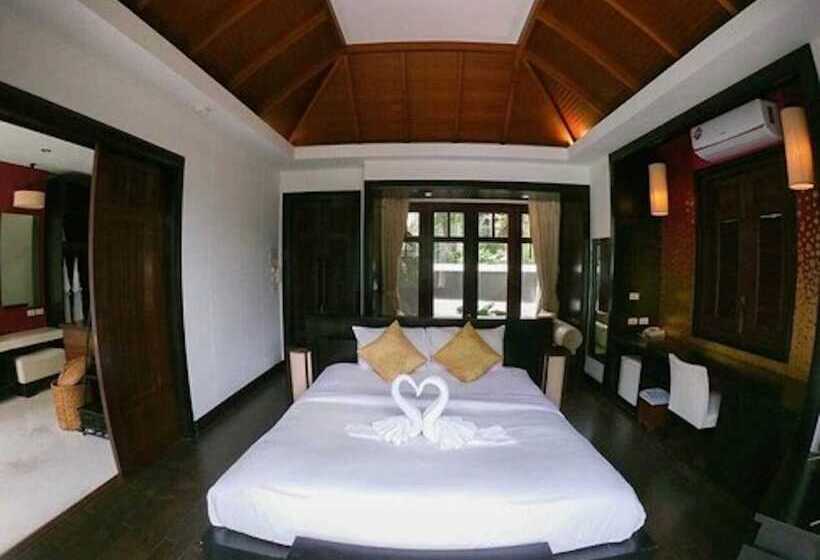استراحتگاه Bhundhari Residence Koh Samui