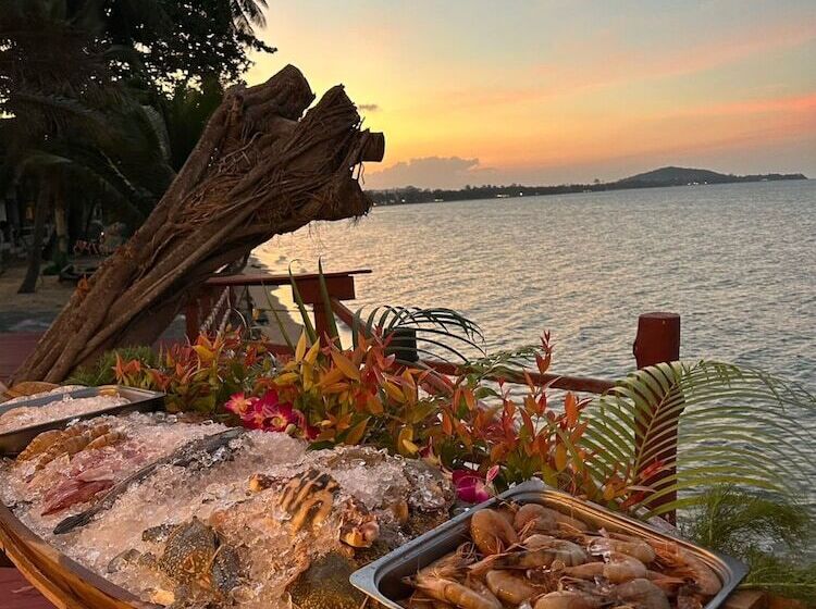 هتل Adarin Beach Resort