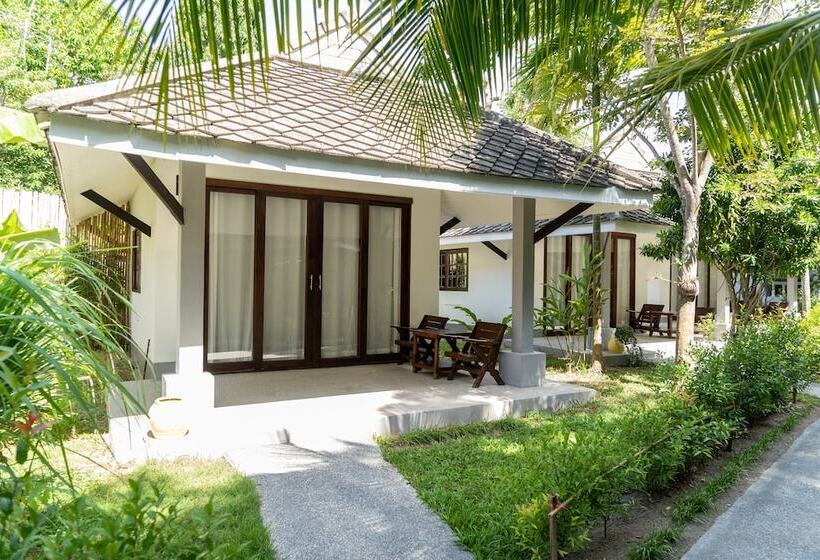 هتل Adarin Beach Resort