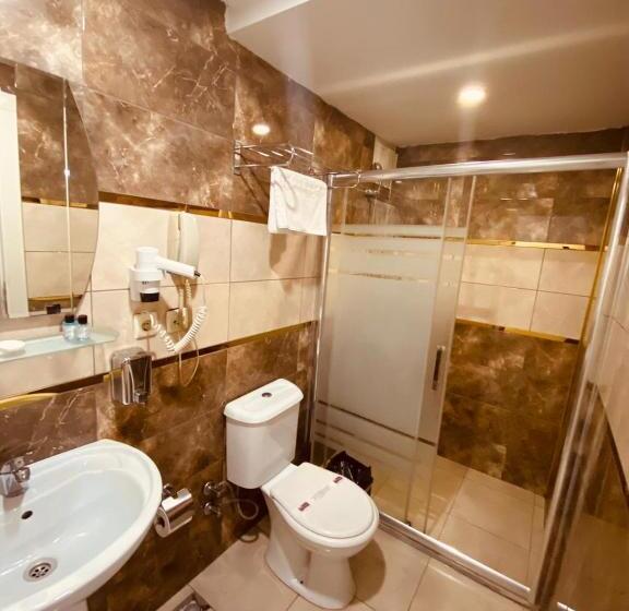 Fotos del hotel Adora:  19