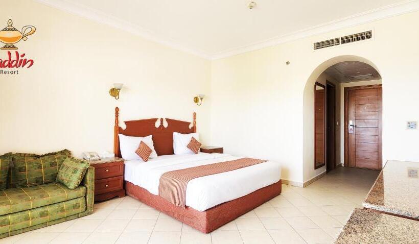 Fotos del hotel Aladdin Beach Resort:  2