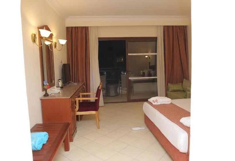 Fotos del hotel Aladdin Beach Resort:  39